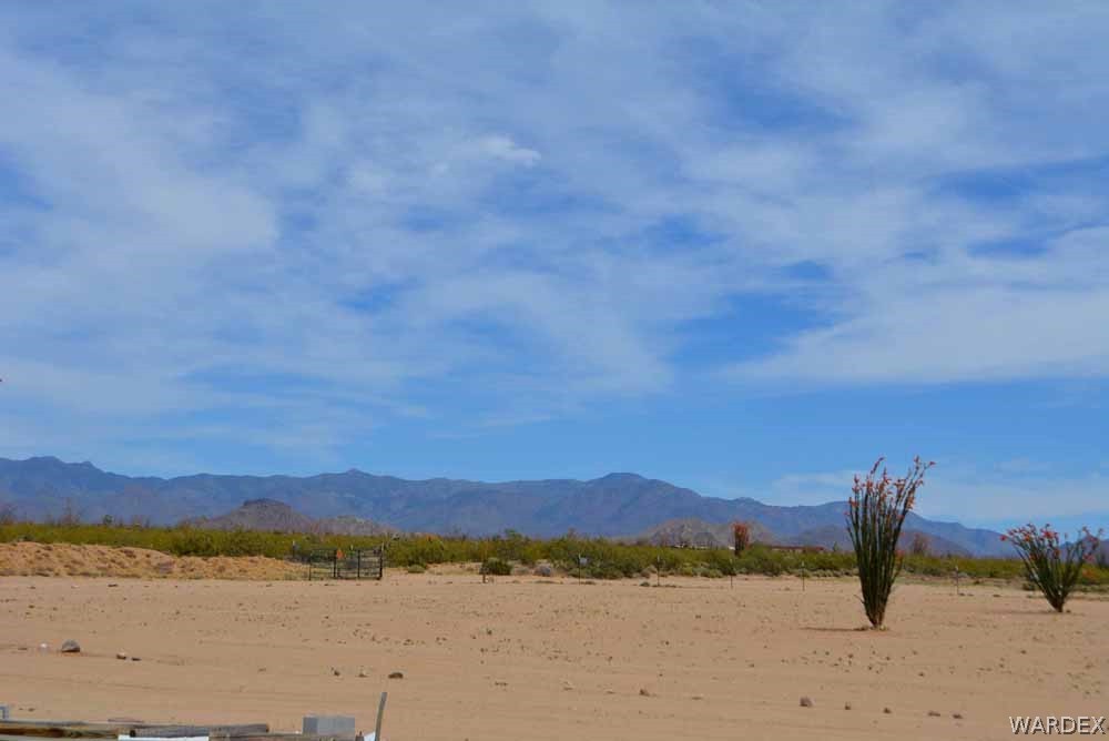 15355 Joshua Road Yucca, AZ 86438 - Photo 24 of 37