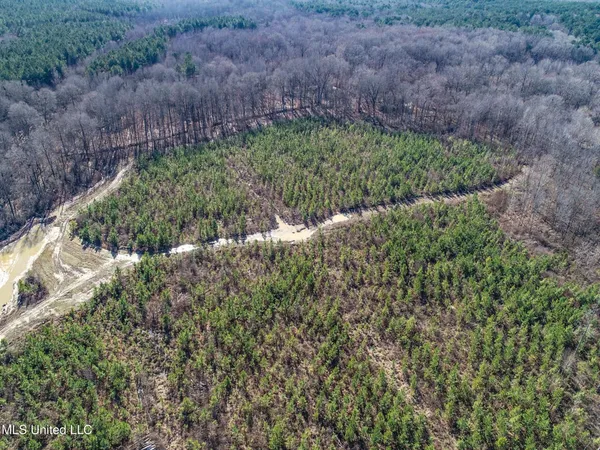 $850,000 | 3114 County Road 212, Water Valley, MS 38965