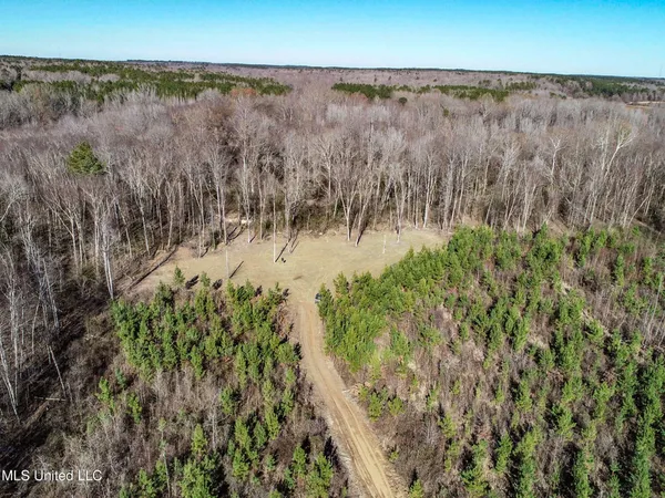 $850,000 | 3114 County Road 212, Water Valley, MS 38965