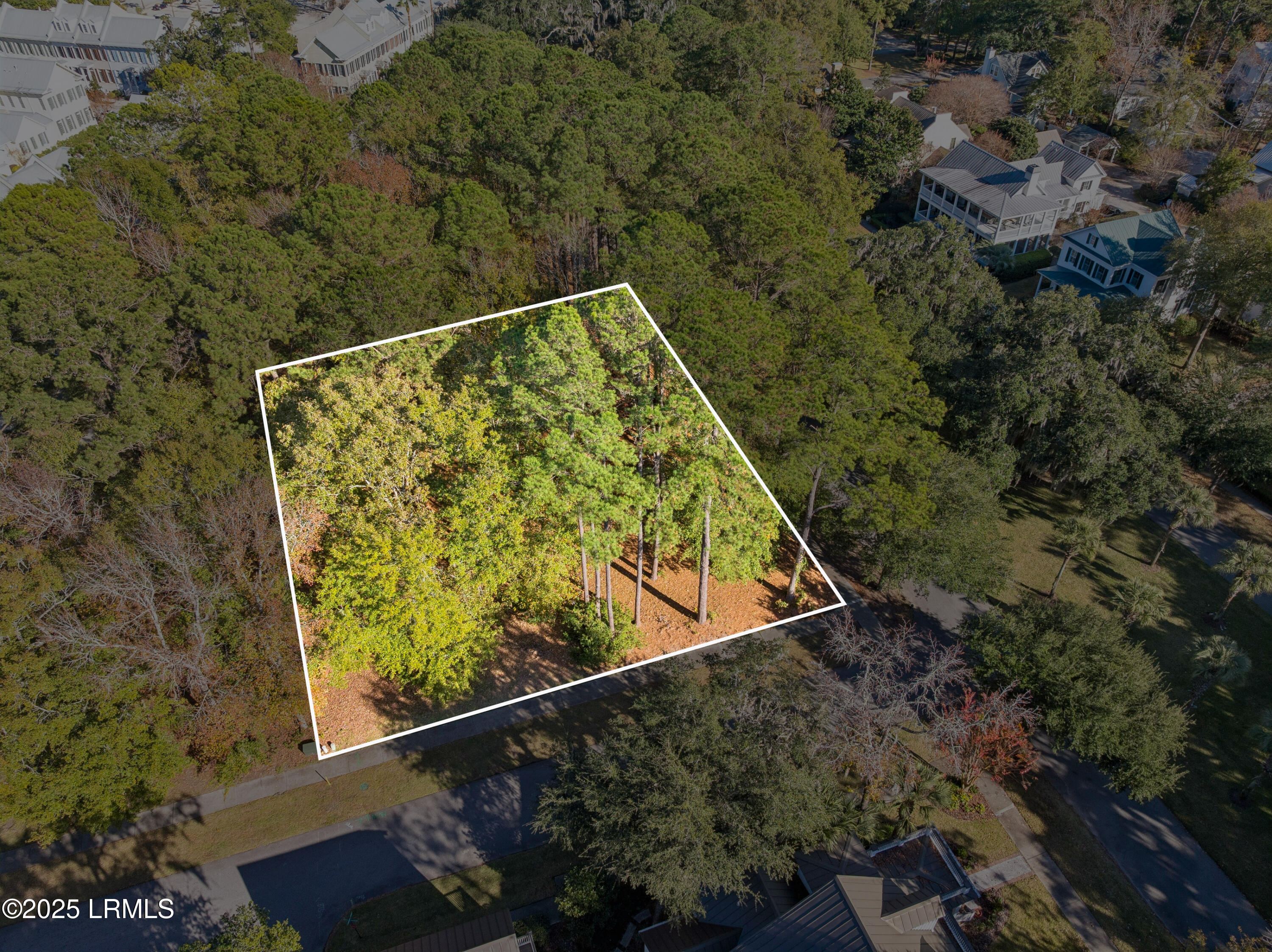 7 North Loudon Beaufort, SC 29906 - Photo 30 of 40 7NLoudenLot-IslandHouseMedia-0030