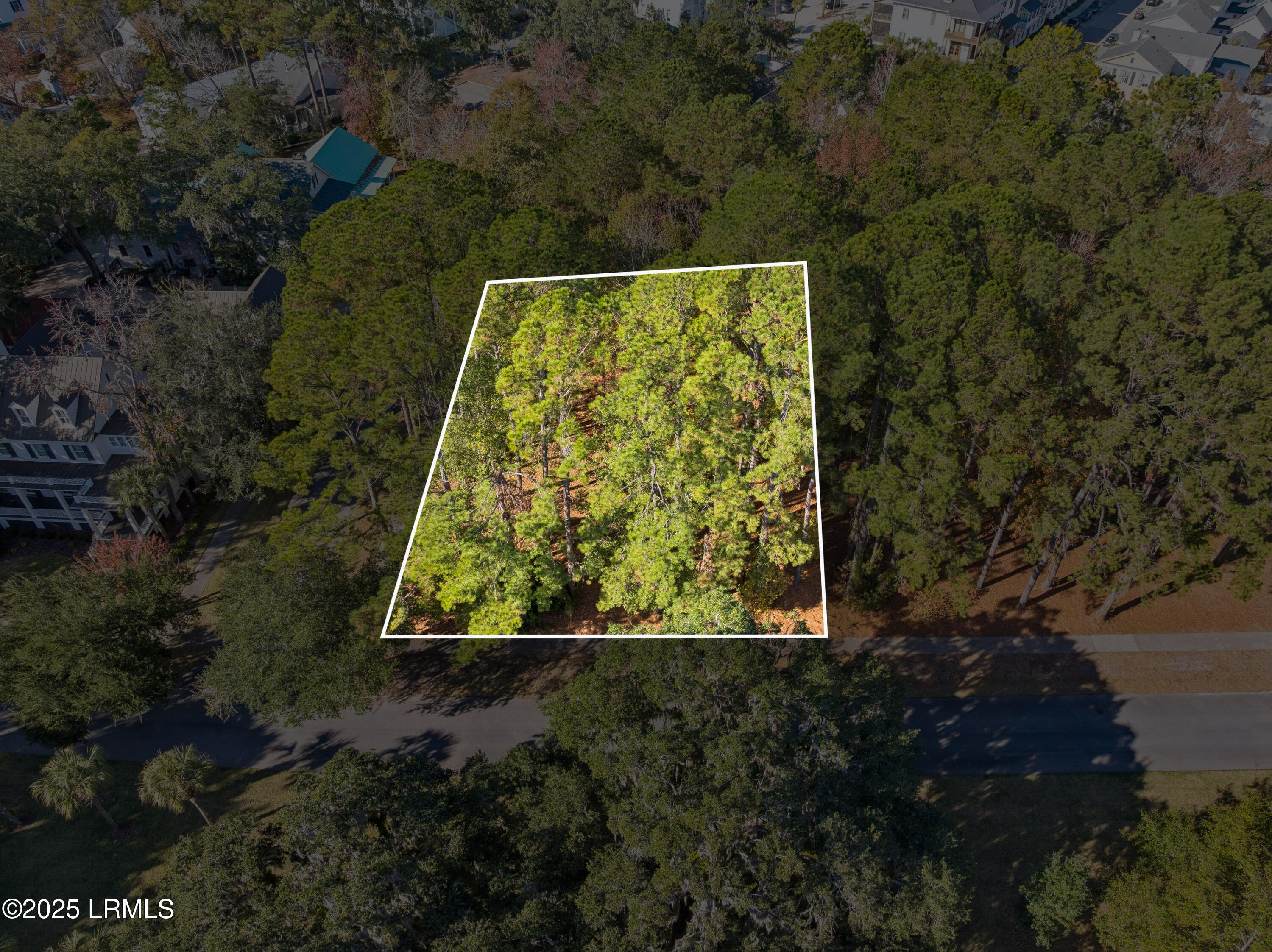 7 North Loudon Beaufort, SC 29906 - Photo 31 of 40 7NLoudenLot-IslandHouseMedia-0031