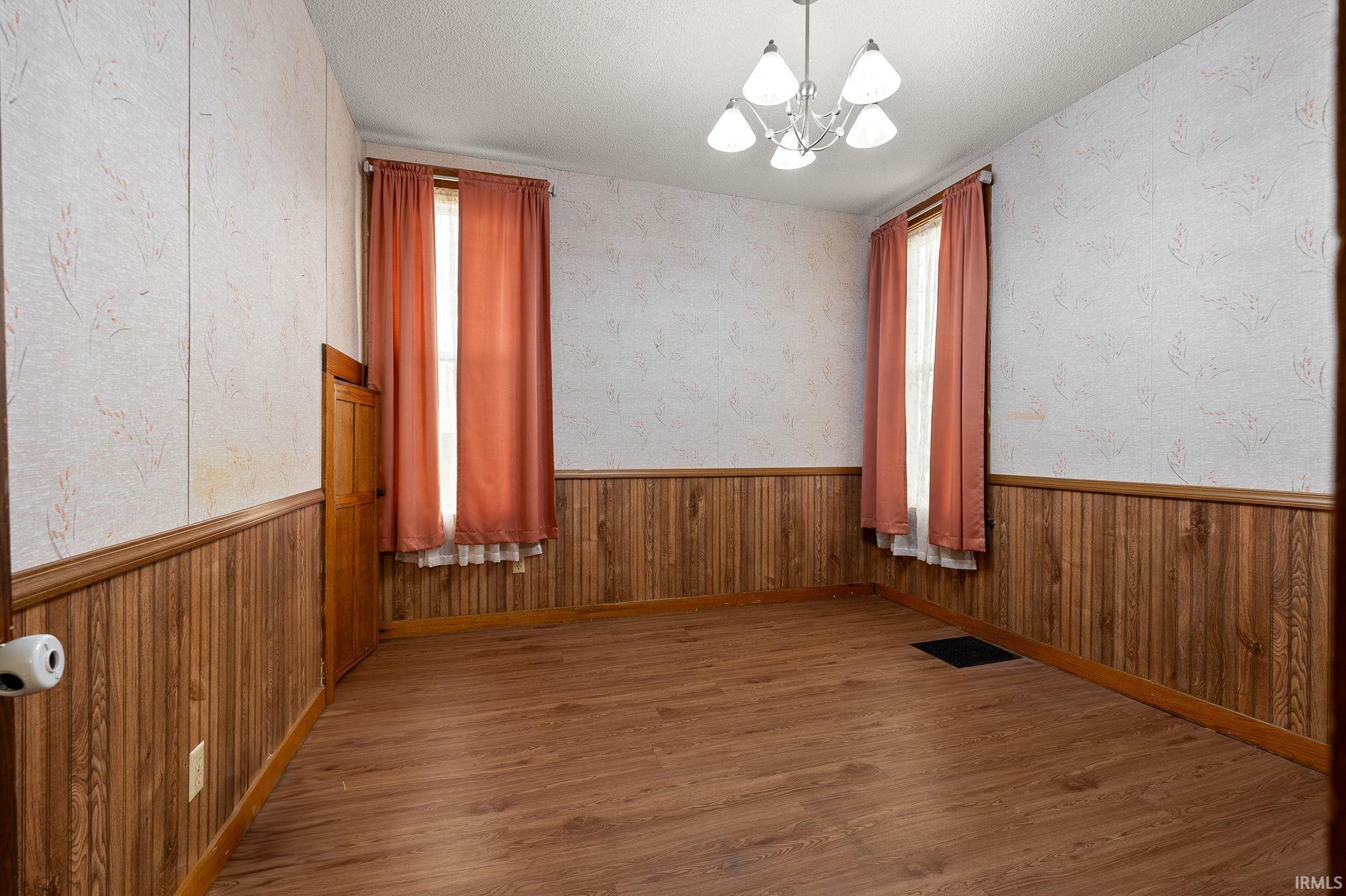 507 West Marshall Street Decatur, IN 46733 - Photo 15 of 36