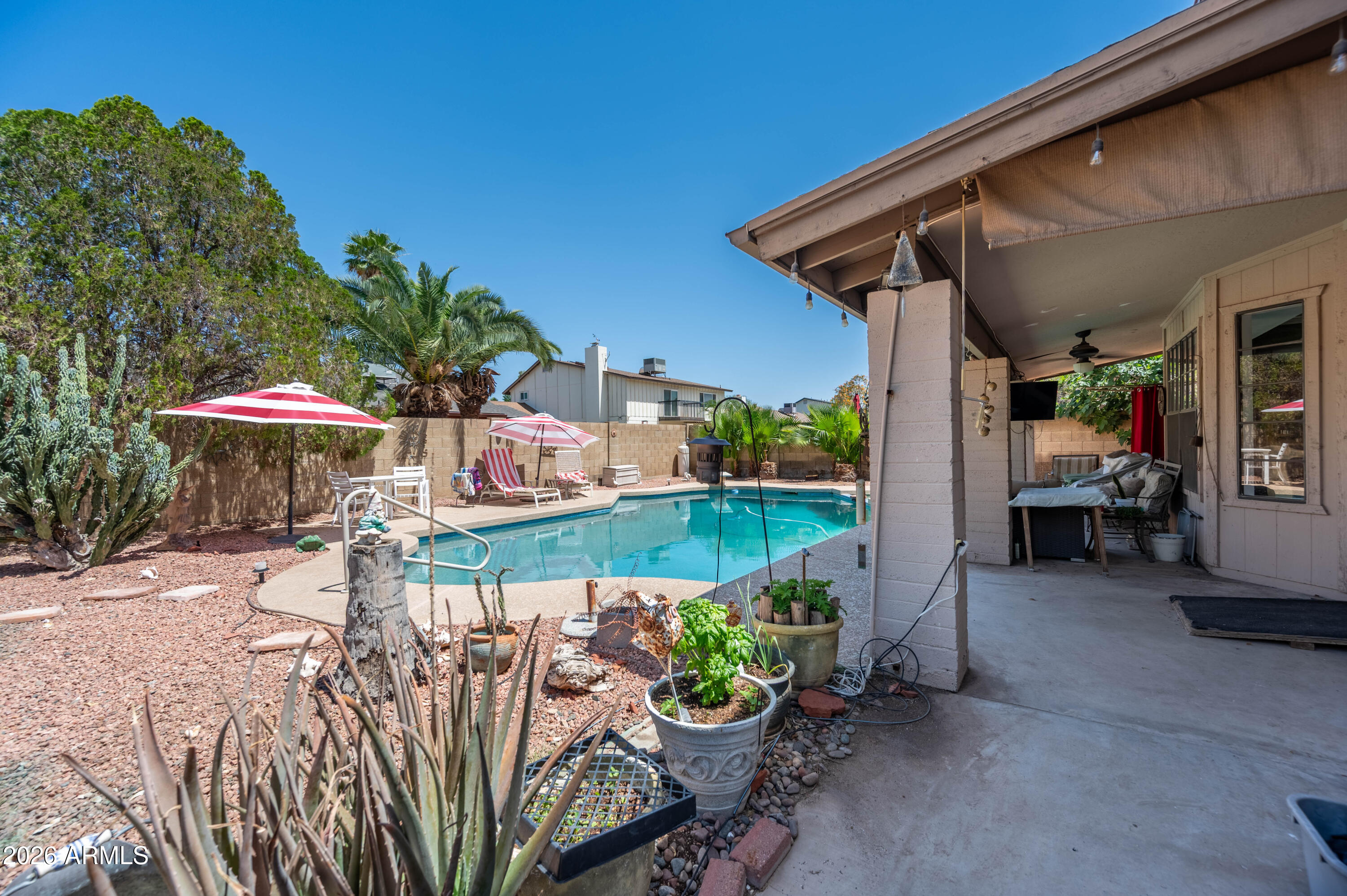 6416 West Shangri-la Road Glendale, AZ 85304 - Photo 17 of 28 Backyard