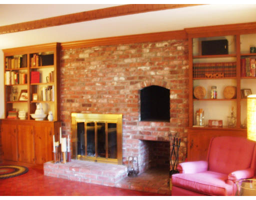 3 Tall Timber Road Wilbraham, MA 01095 - Photo 4 of 14 Gallery Image 4