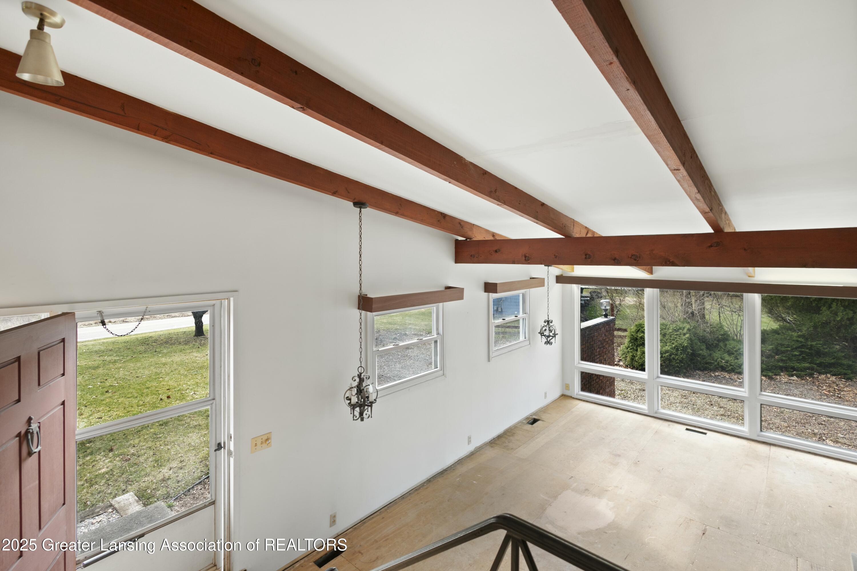 16682 Marsh Road East Lansing, MI 48823 - Photo 20 of 55 tempImagexLfAcY