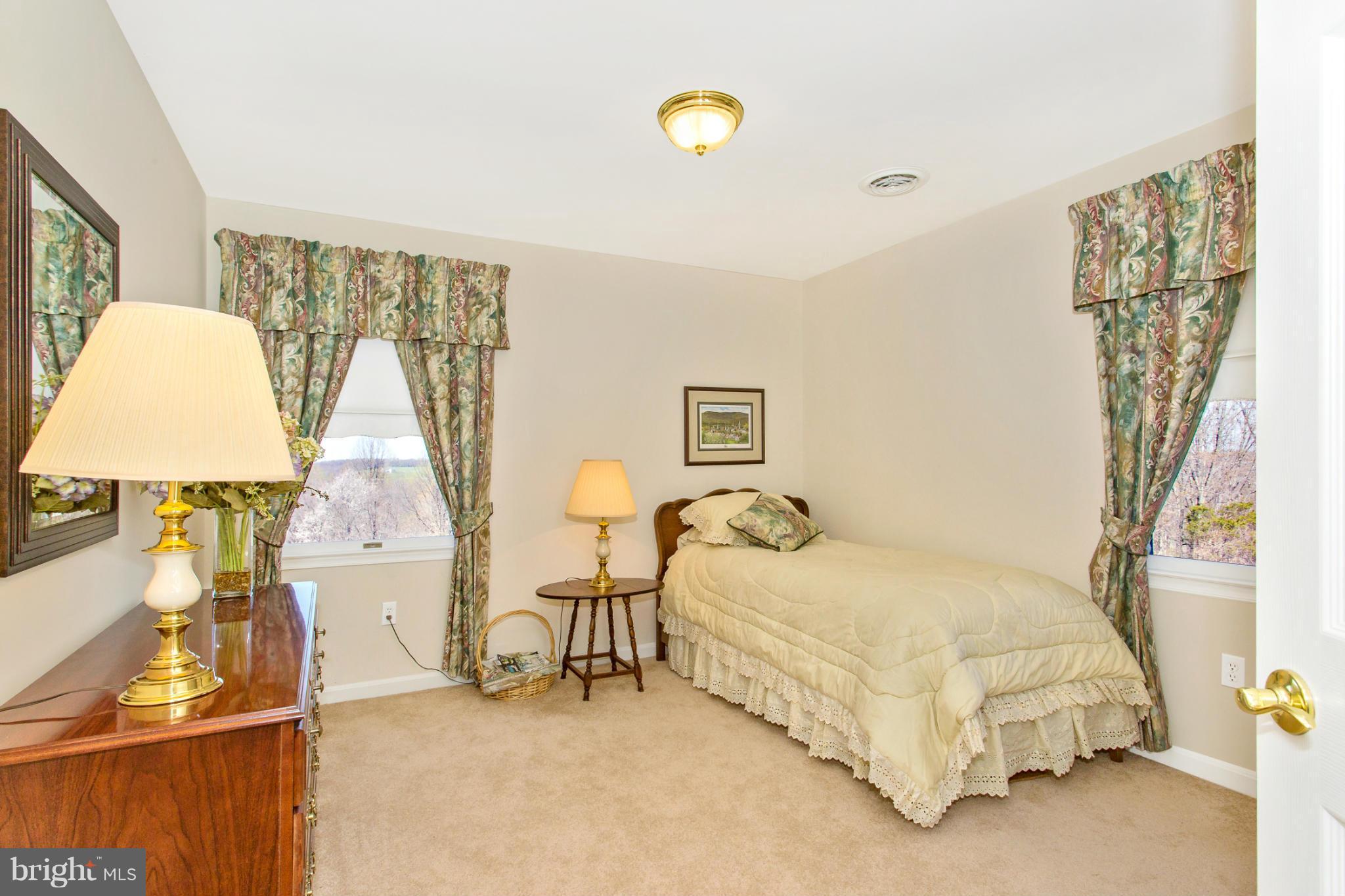 14754 Shirley Bohn Road Mount Airy, MD 21771 - Photo 26 of 30 Bedroom
