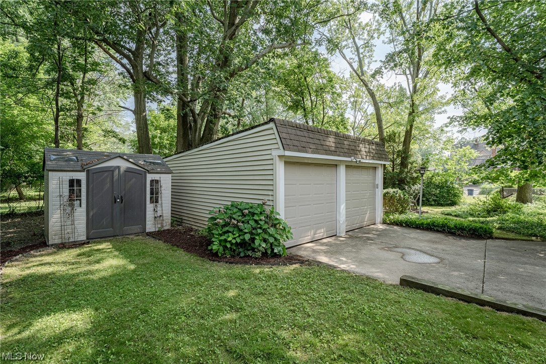 4034 Bluestone Road Cleveland Heights, OH 44121 - Photo 33 of 34
