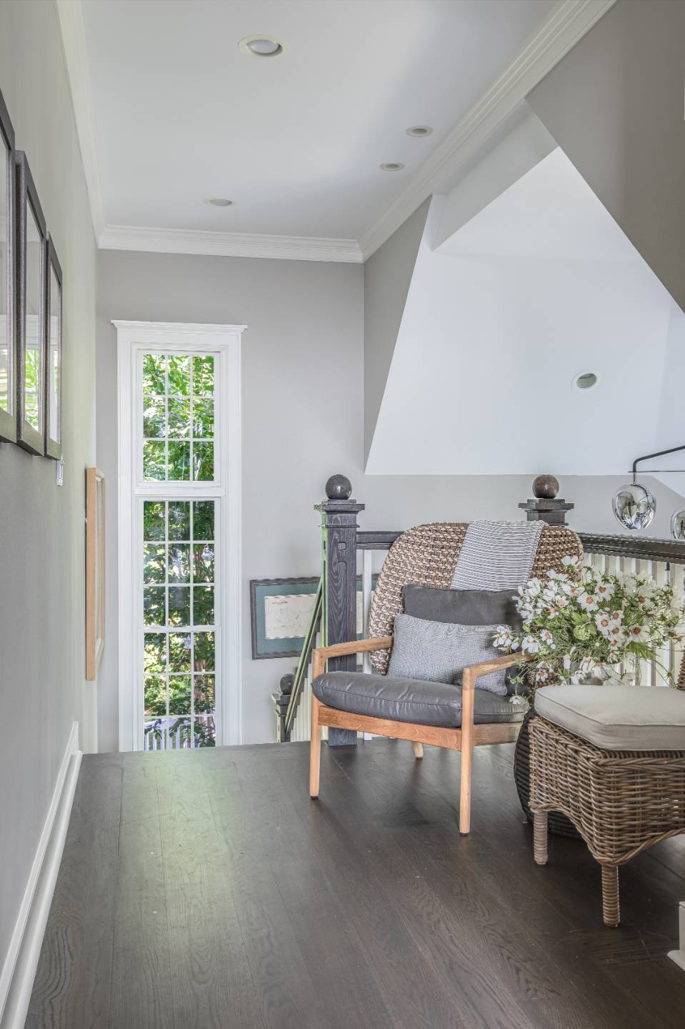 21 Tara Road Montauk, NY 11954 - Photo 15 of 37 a living room with furniture and a fireplace