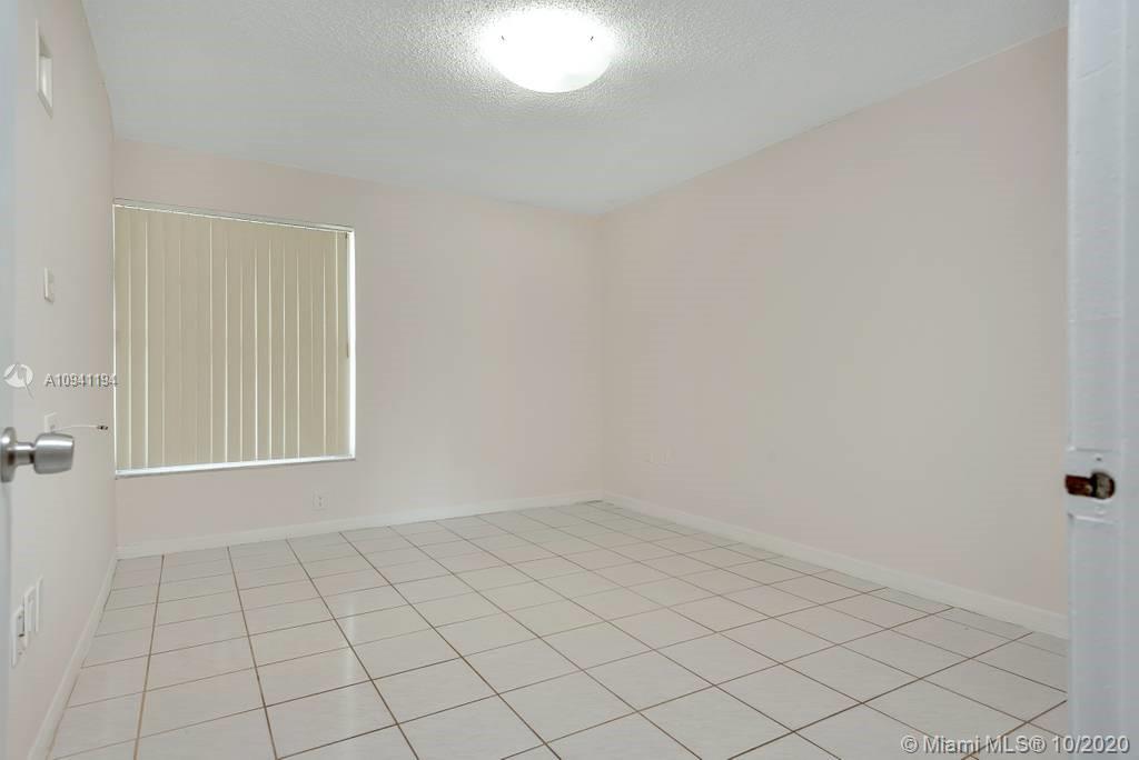 21119 Southwest 125th Court Road Miami, FL 33177 - Photo 11 of 19 Gallery Image 11