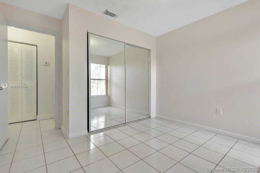 21119 Southwest 125th Court Road Miami, FL 33177 - Photo 9 of 19 Gallery Image 9