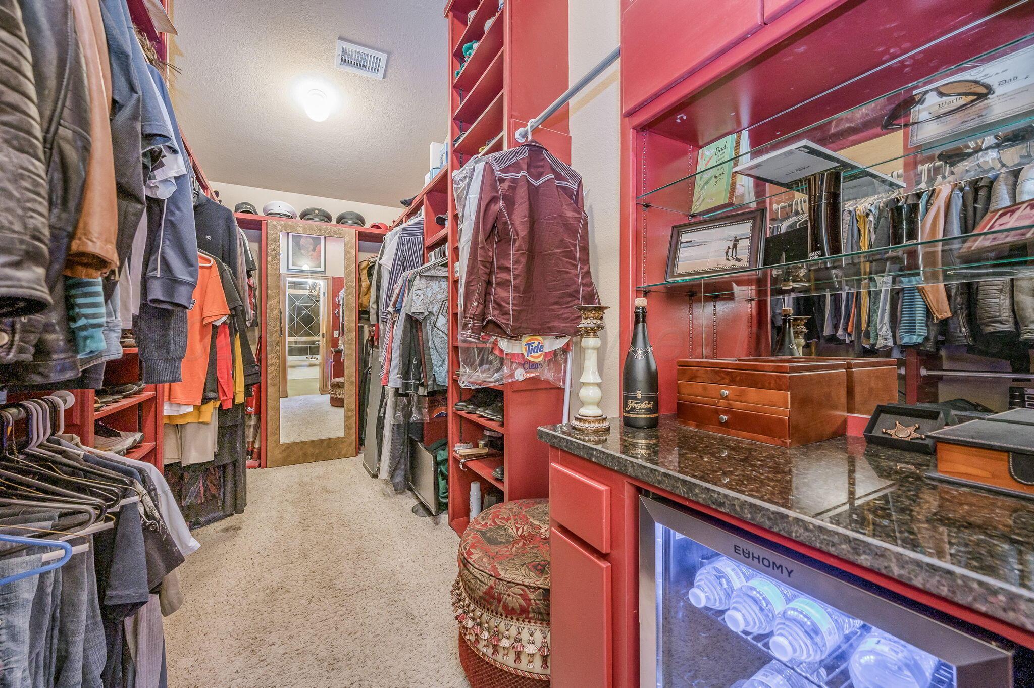 9000 Rj Drive Amarillo, TX 79119 - Photo 15 of 42 Master Closet
