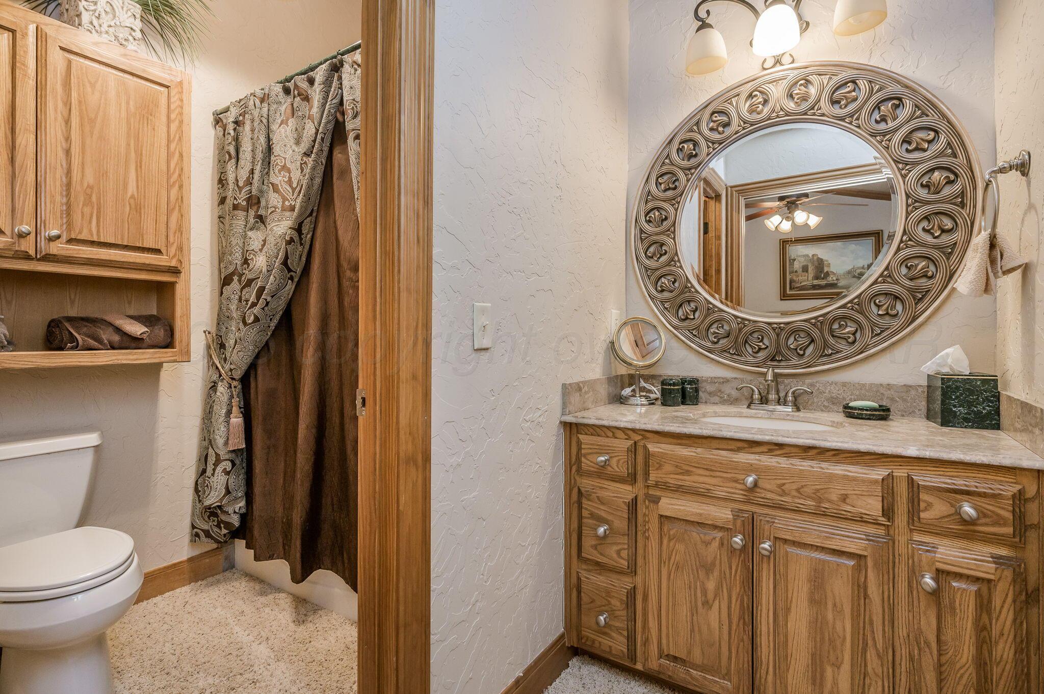 9000 Rj Drive Amarillo, TX 79119 - Photo 26 of 42 3rd Bedroom Bathroom