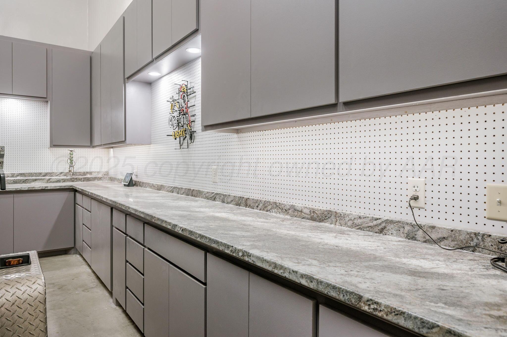 9000 Rj Drive Amarillo, TX 79119 - Photo 41 of 42 Garage-2