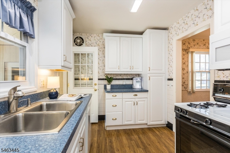 1014 Norton Road Union, NJ 07083 - Photo 15 of 37 Gallery Image 15