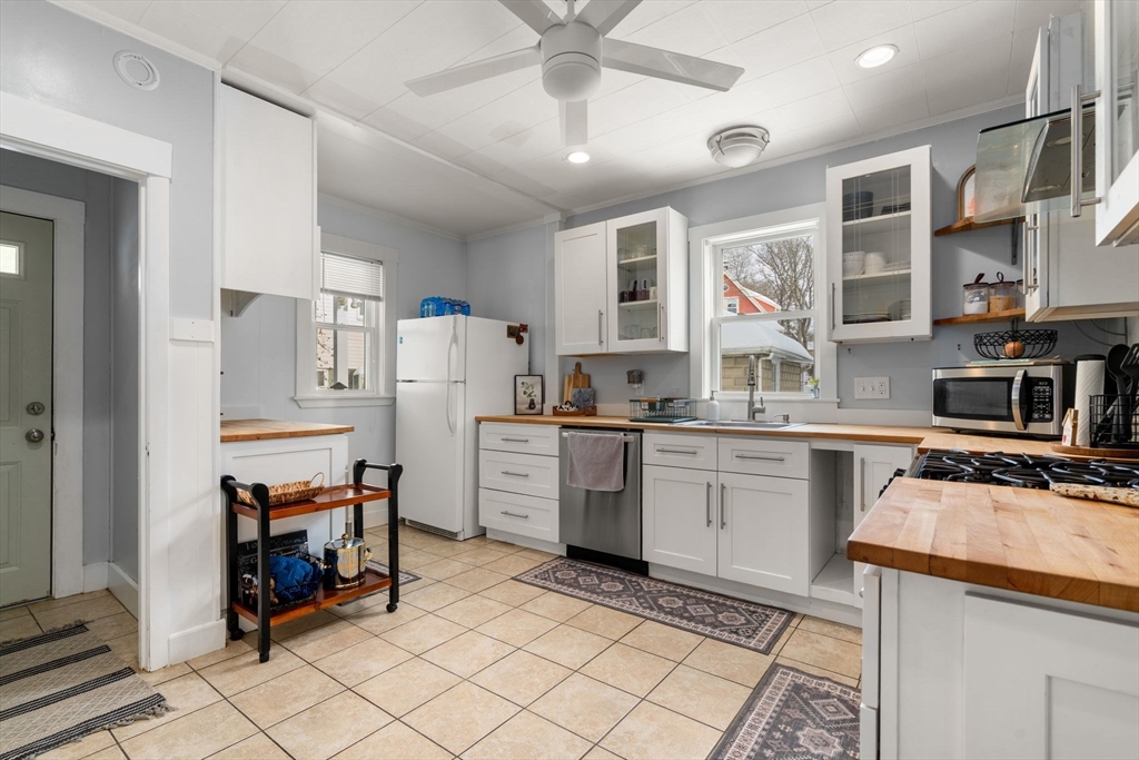 97 Bow Street Arlington, MA 02474 - Photo 23 of 37