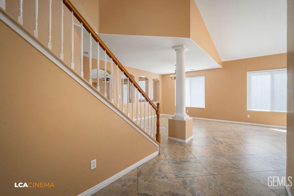 Undisclosed Address Bakersfield, CA 93312 - Photo 4 of 25