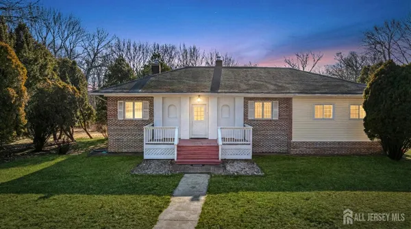 $775,000 | 321 Manalapan Road, Spotswood, NJ 08884