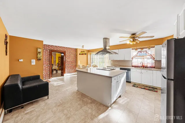 $789,900 | 321 Manalapan Road, Spotswood, NJ 08884