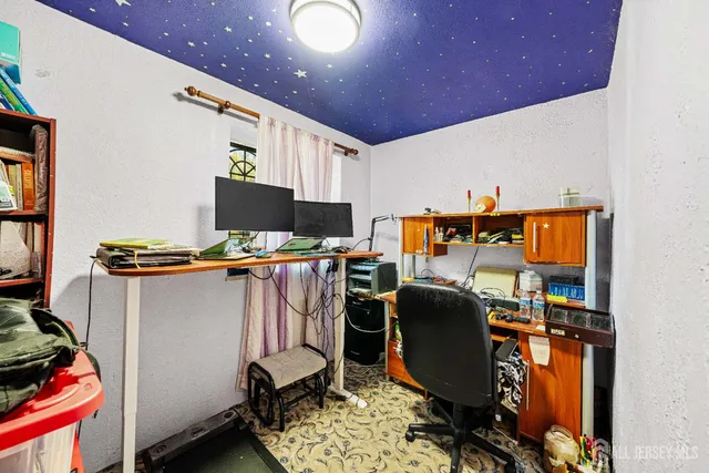 $789,900 | 321 Manalapan Road, Spotswood, NJ 08884