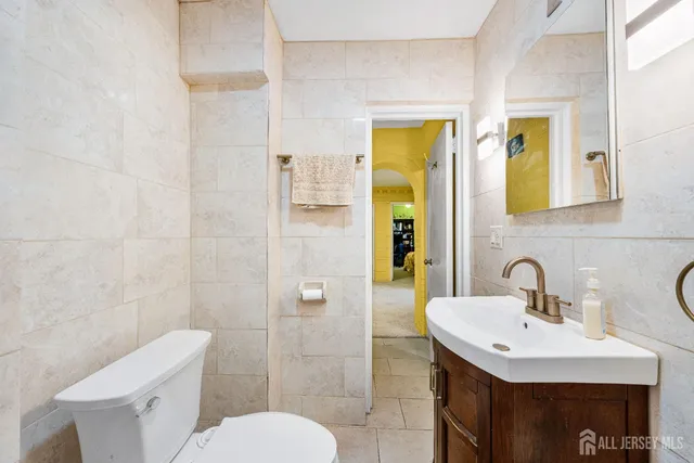 $789,900 | 321 Manalapan Road, Spotswood, NJ 08884