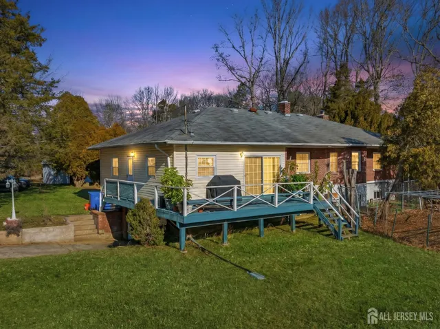 $789,900 | 321 Manalapan Road, Spotswood, NJ 08884