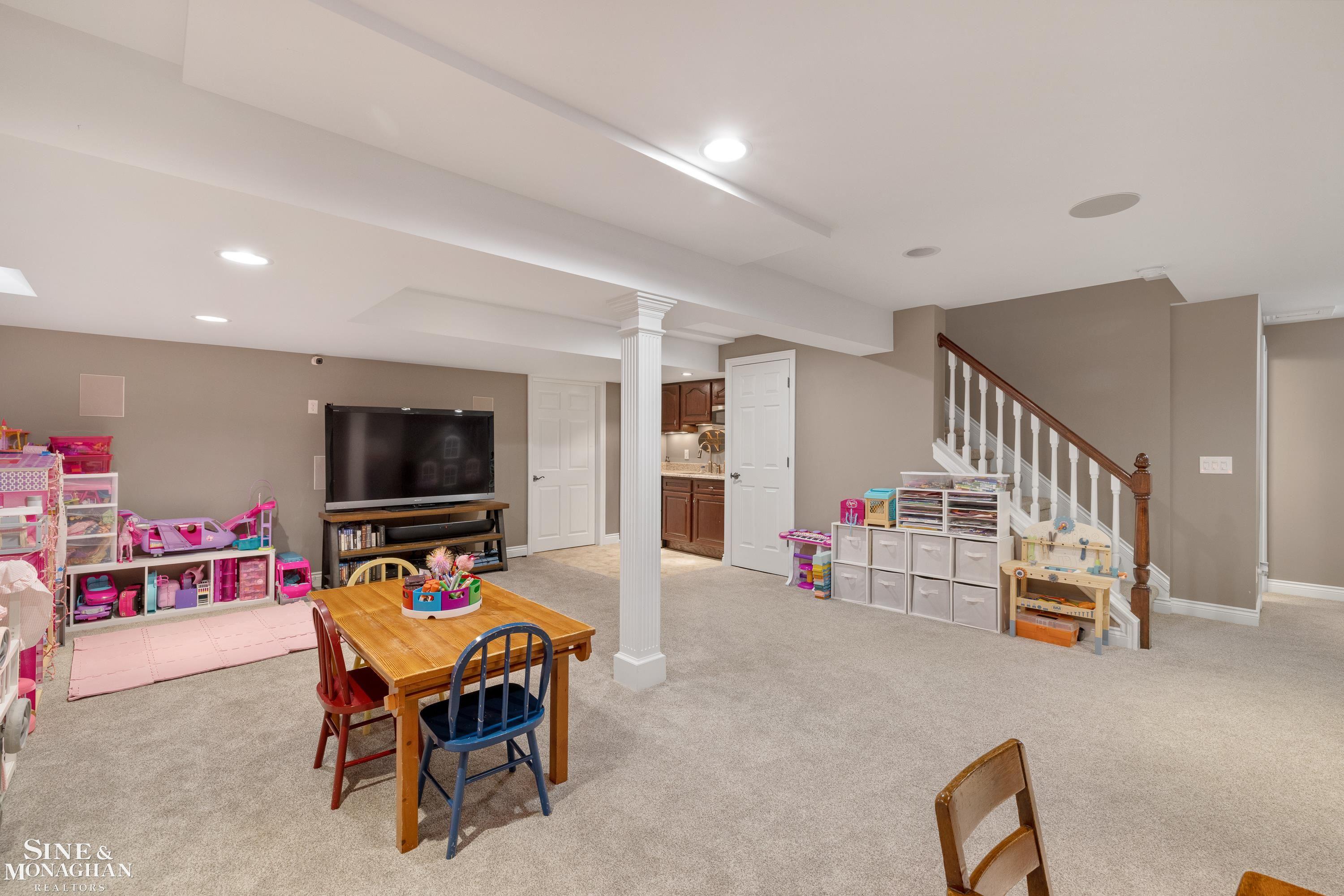 307 Taylor Avenue Rochester, MI 48307 - Photo 41 of 65 Gallery Image 41