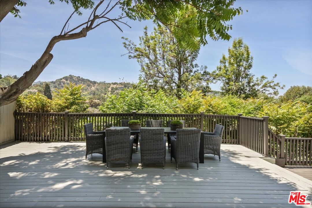 3983 Sunswept Drive Studio City, CA 91604 - Photo 43 of 53