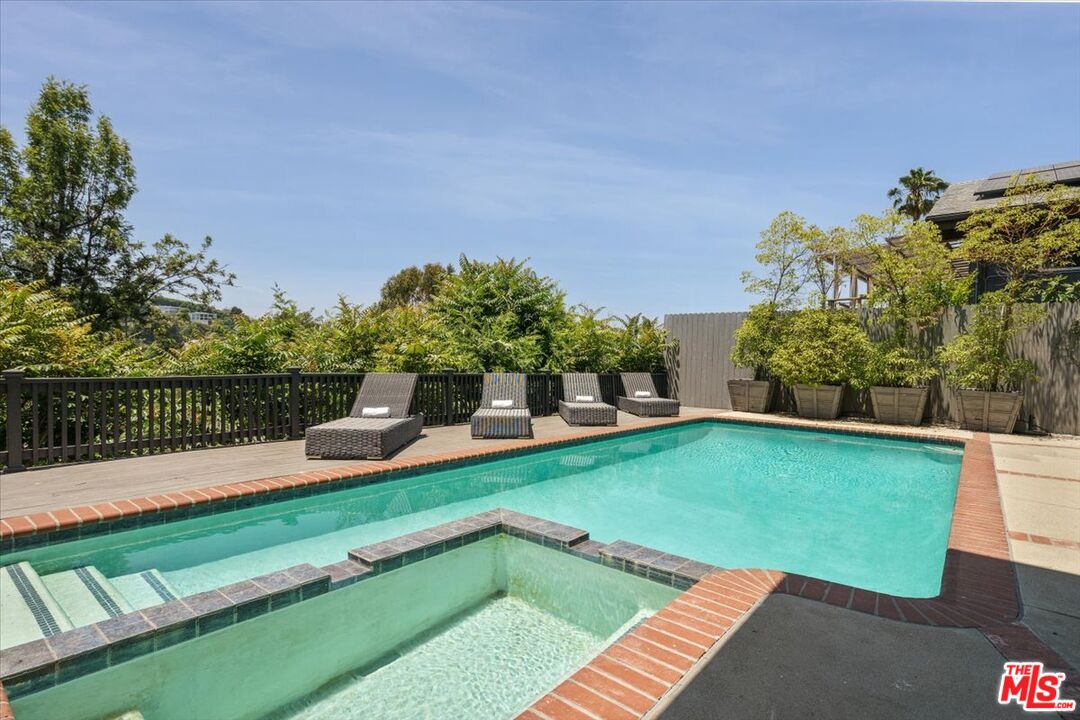 3983 Sunswept Drive Studio City, CA 91604 - Photo 45 of 53
