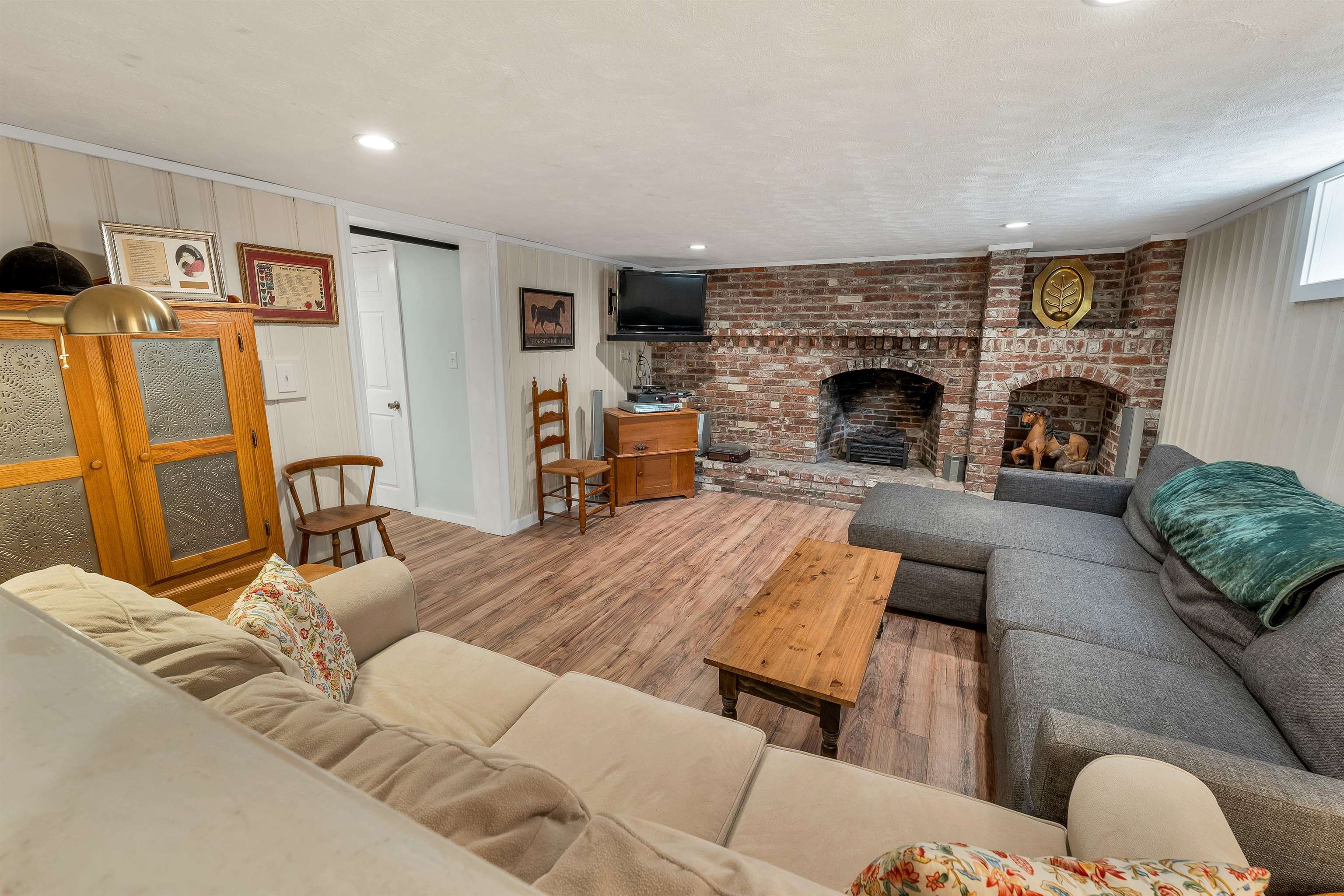 14 Squamscott Road Stratham, NH 03885 - Photo 15 of 60