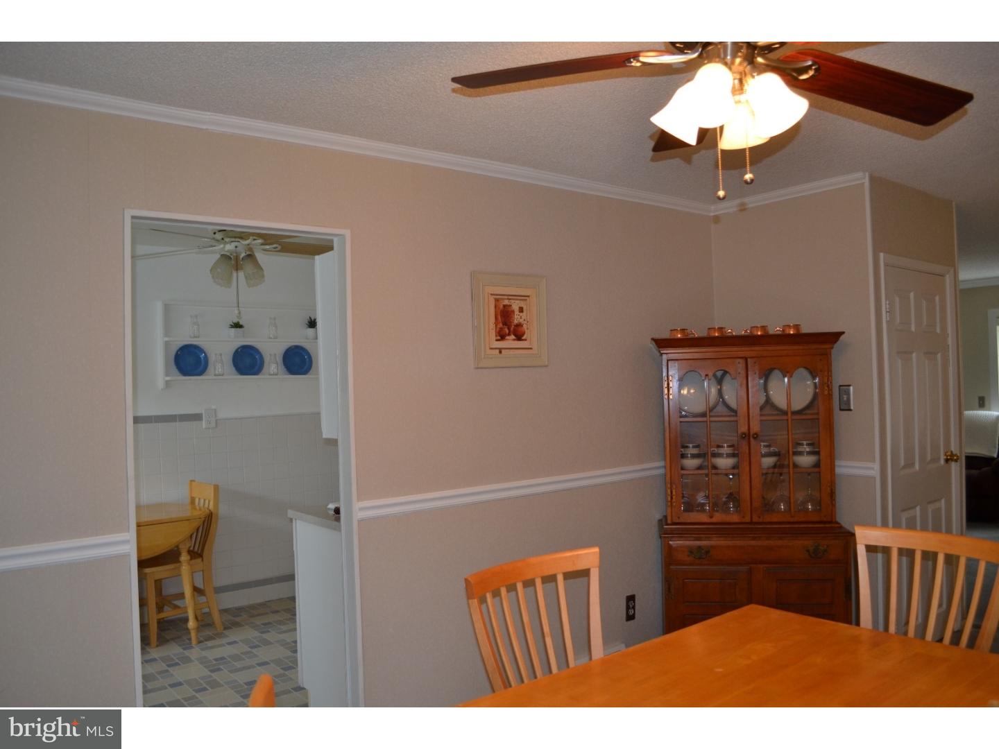 12713 Medford Road Philadelphia, PA 19154 - Photo 8 of 24 Dining Room