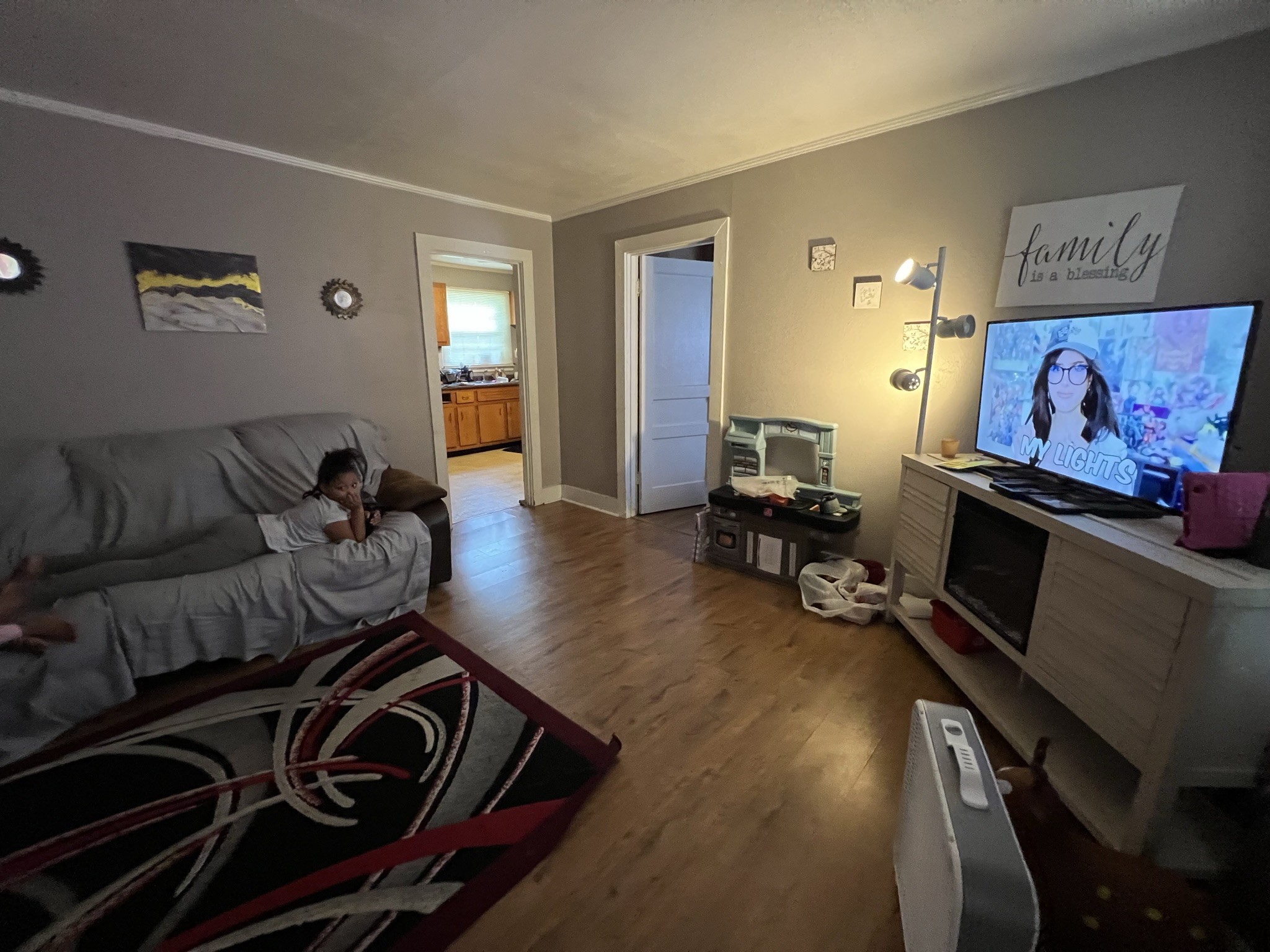 1400 Old Dover Road Clarksville, TN 37042 - Photo 18 of 65 a living room with furniture