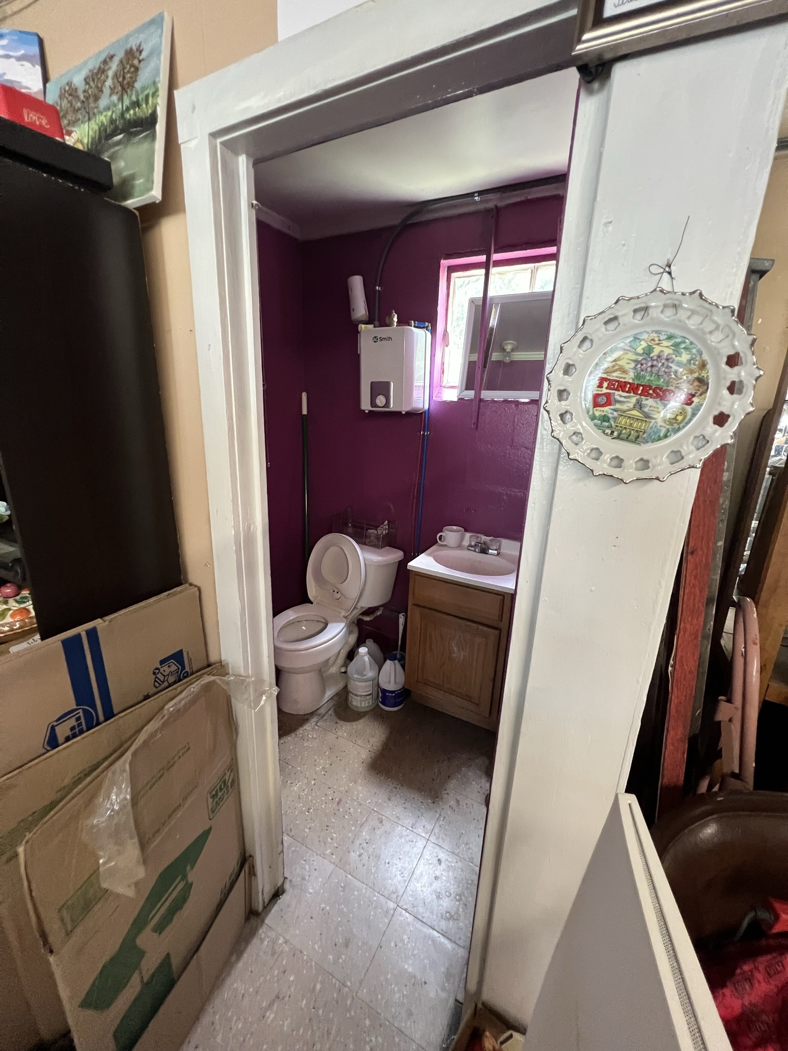 1400 Old Dover Road Clarksville, TN 37042 - Photo 29 of 65 a living room with furniture and a flat screen tv