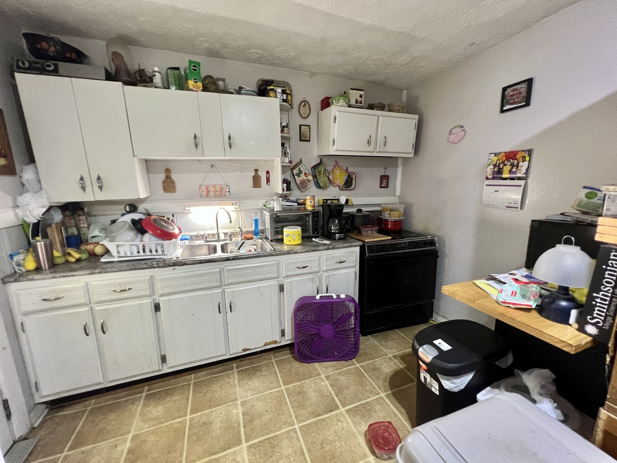 1400 Old Dover Road Clarksville, TN 37042 - Photo 42 of 65 a kitchen with stainless steel appliances cabinets and stove top oven