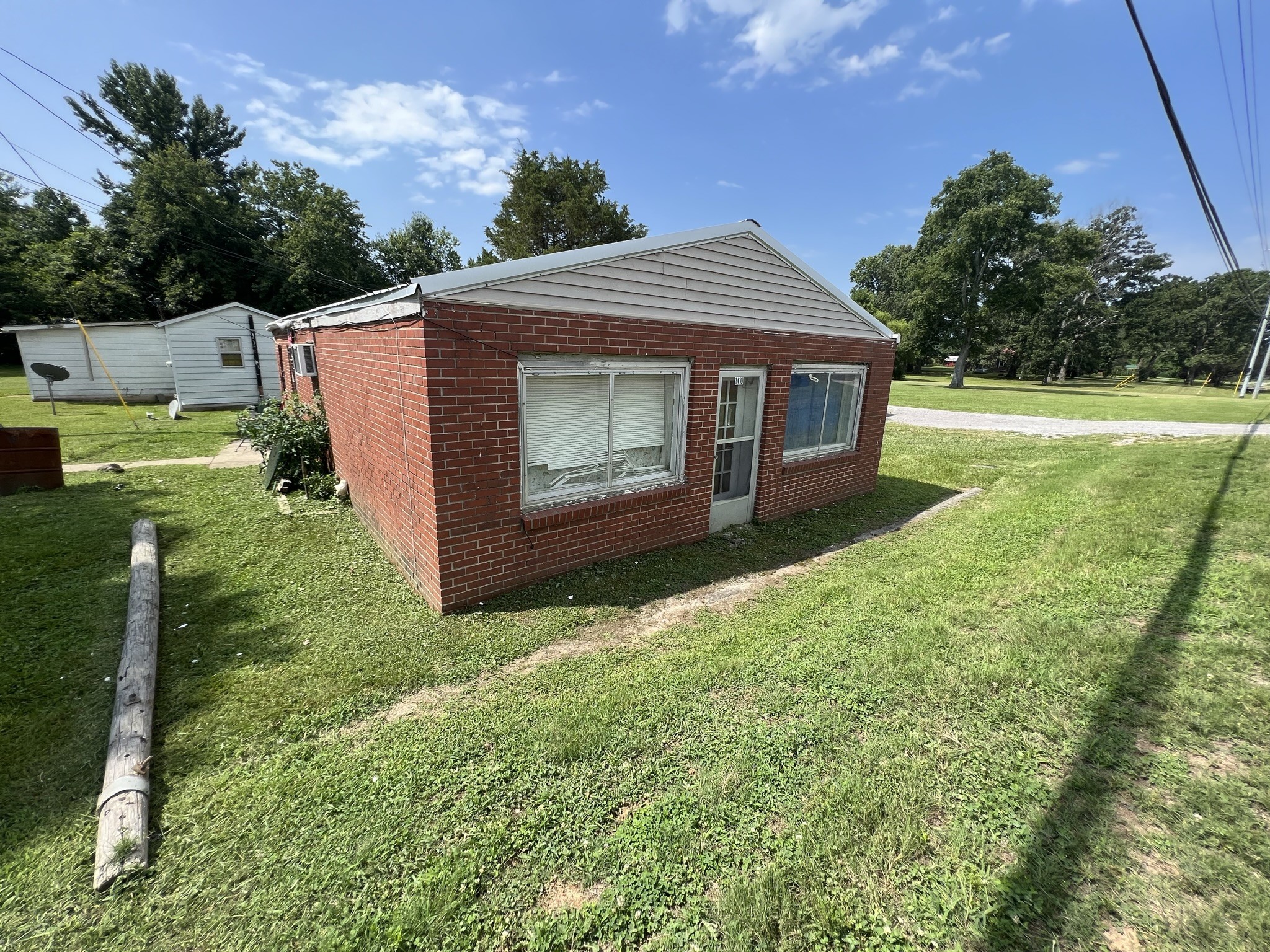 1400 Old Dover Road Clarksville, TN 37042 - Photo 5 of 65