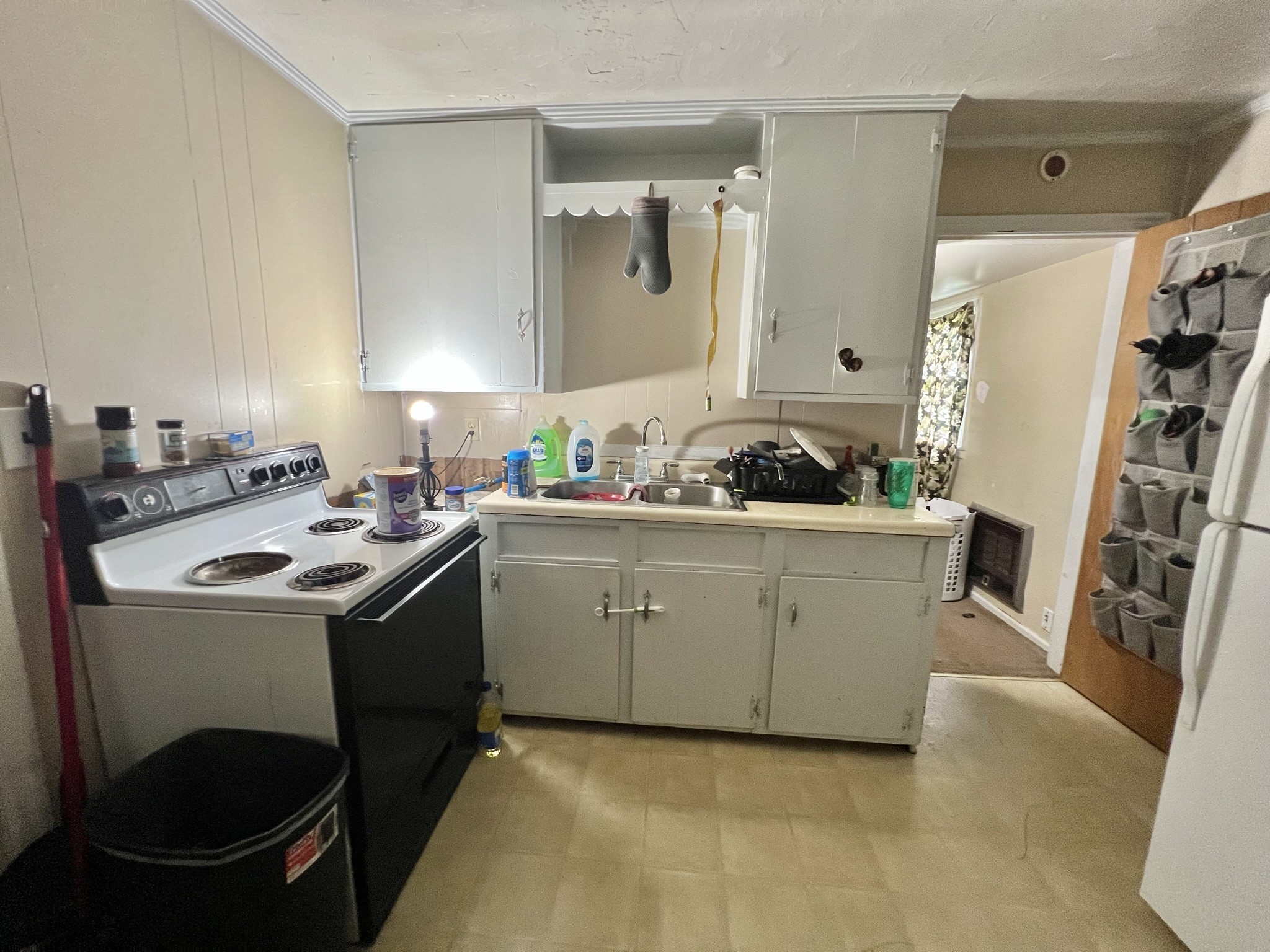 1400 Old Dover Road Clarksville, TN 37042 - Photo 53 of 65 a kitchen with a sink stove and cabinets