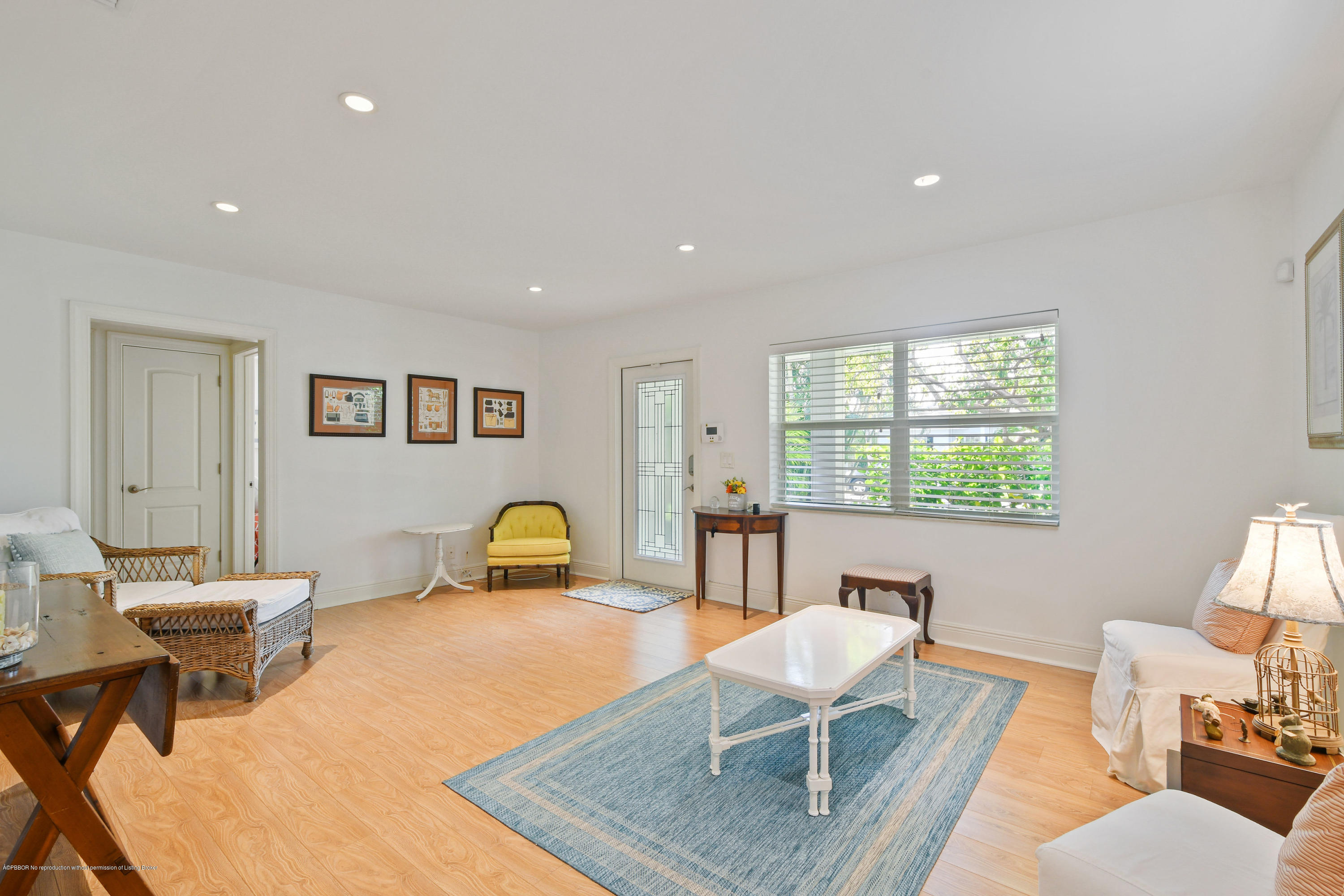 341 Murray Road West Palm Beach, FL 33405 - Photo 7 of 25 a living room with furniture and a window