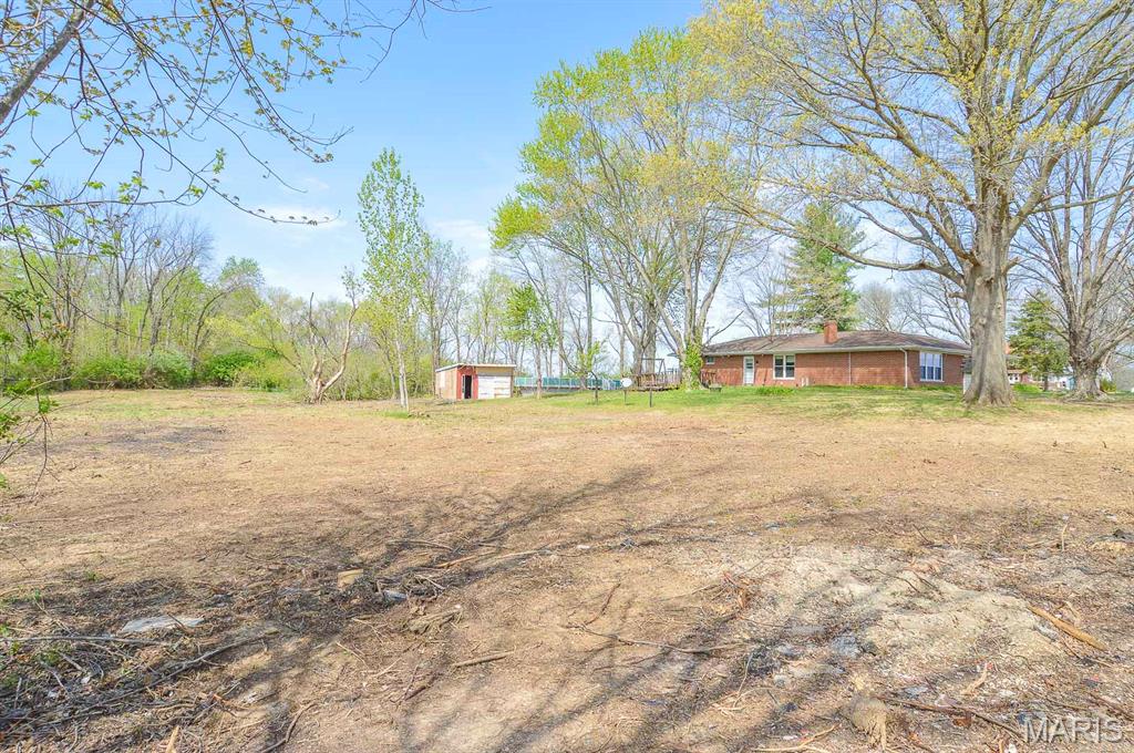 4327 Mascoutah Avenue Belleville, IL 62221 - Photo 14 of 49