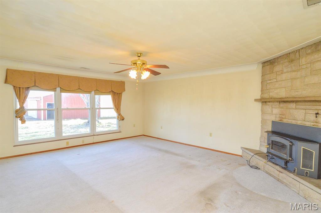 4327 Mascoutah Avenue Belleville, IL 62221 - Photo 24 of 49