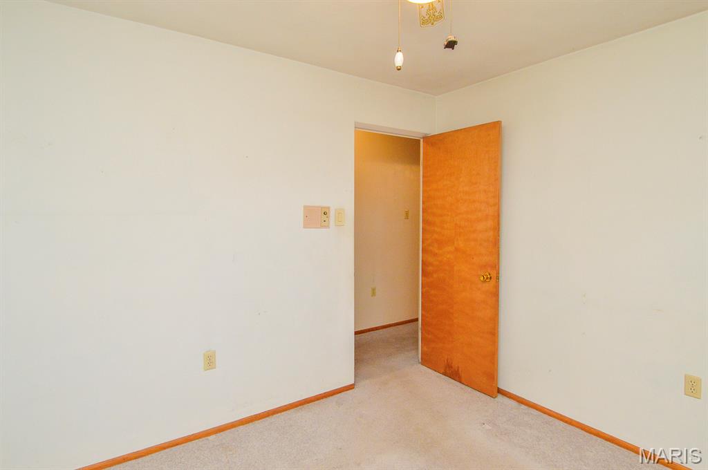 4327 Mascoutah Avenue Belleville, IL 62221 - Photo 35 of 49