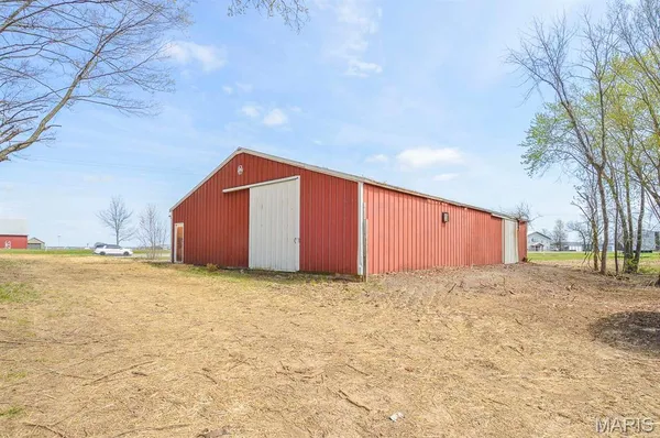 $150,000 | 4327 Mascoutah Avenue, Belleville, IL 62221