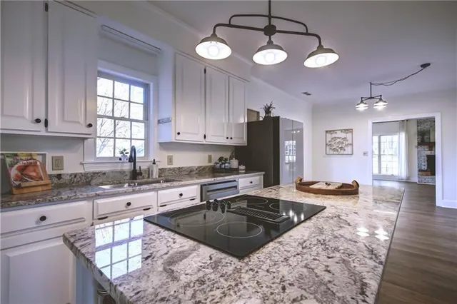 $770,000 | 142 Carr Road, LaGrange, GA 30241