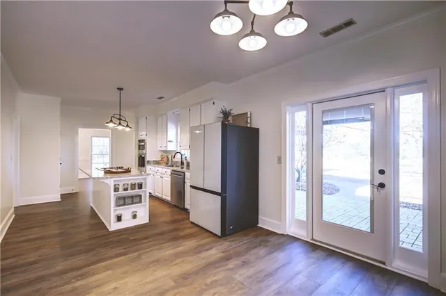 $770,000 | 142 Carr Road, LaGrange, GA 30241