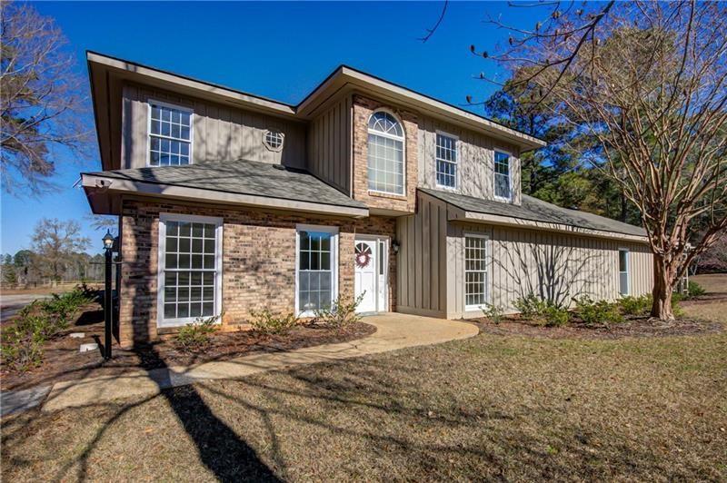 142 Carr Road LaGrange, GA 30241 - Photo 4 of 109 a front view of a house with a yard