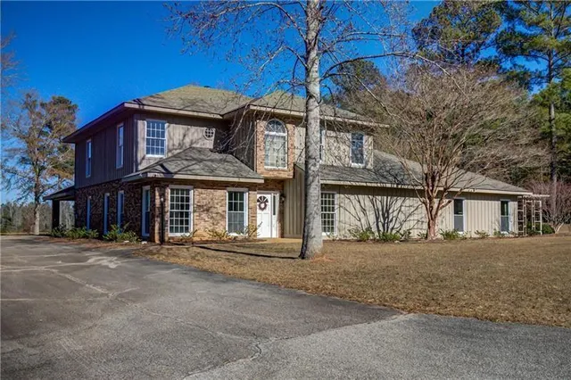 $770,000 | 142 Carr Road, LaGrange, GA 30241