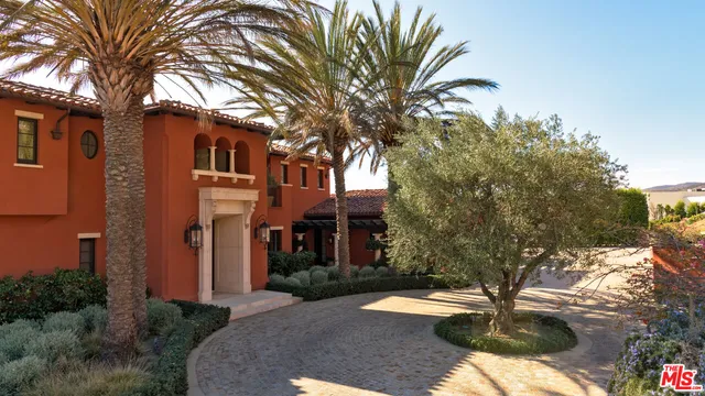 $50,000 | 6093 Murphy Way, Malibu, CA 90265