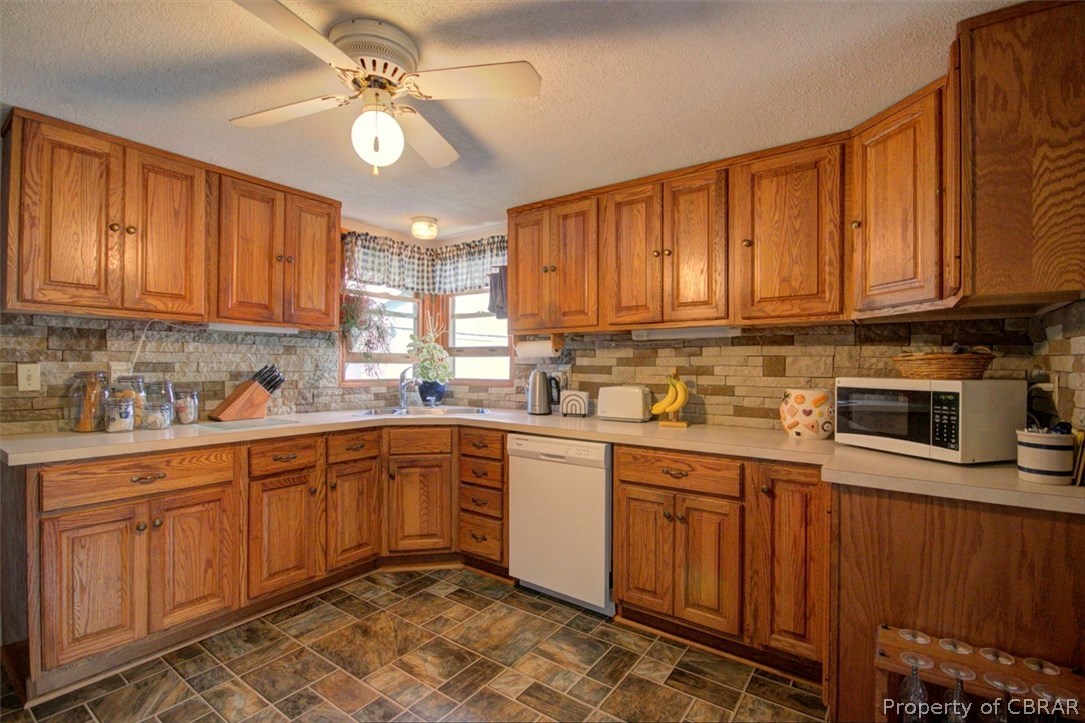2539 Clancie Road Shacklefords, VA 23156 - Photo 11 of 27