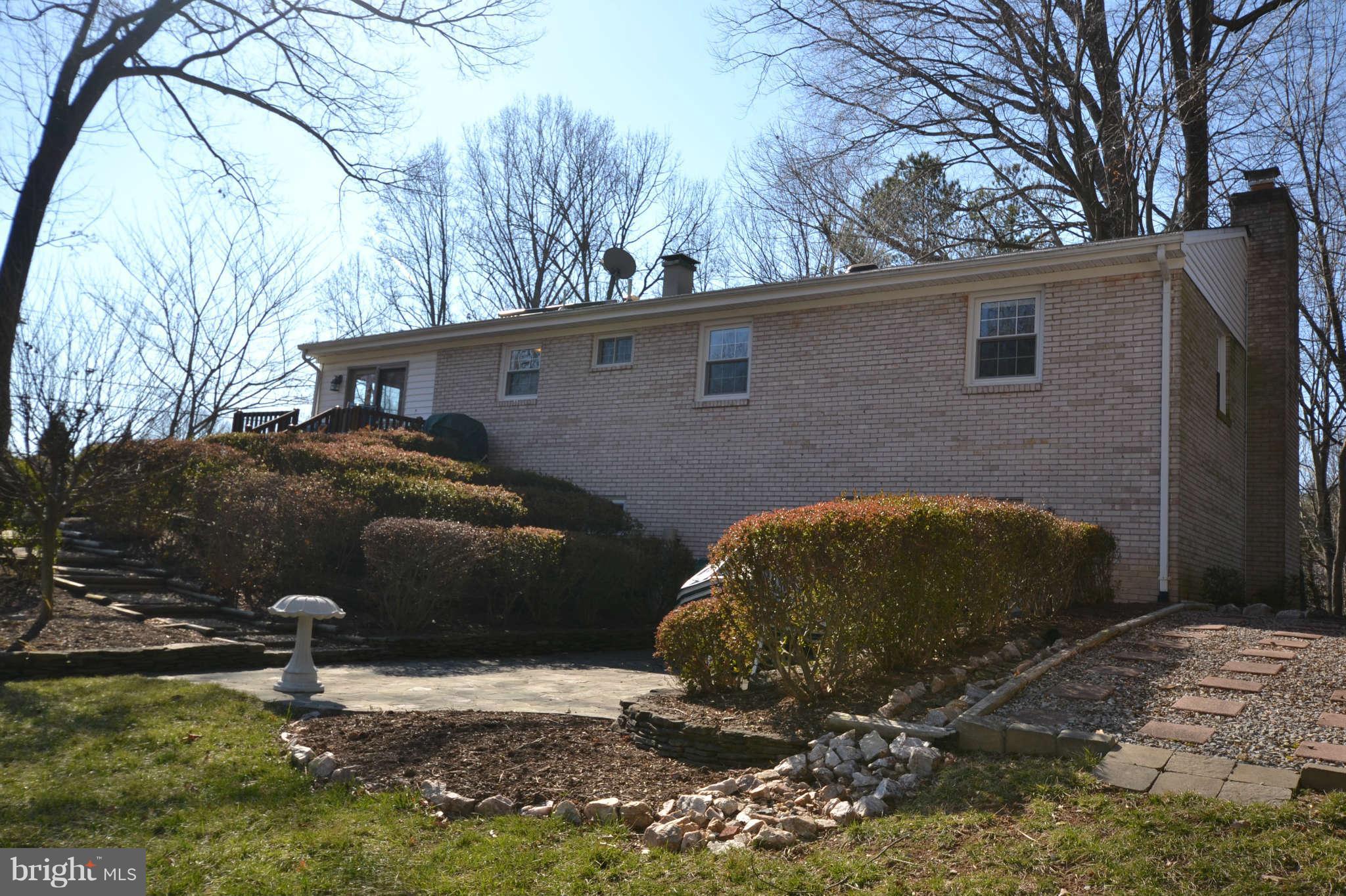 7467 Clifton Road Clifton, VA 20124 - Photo 24 of 30 Attractive from every angle