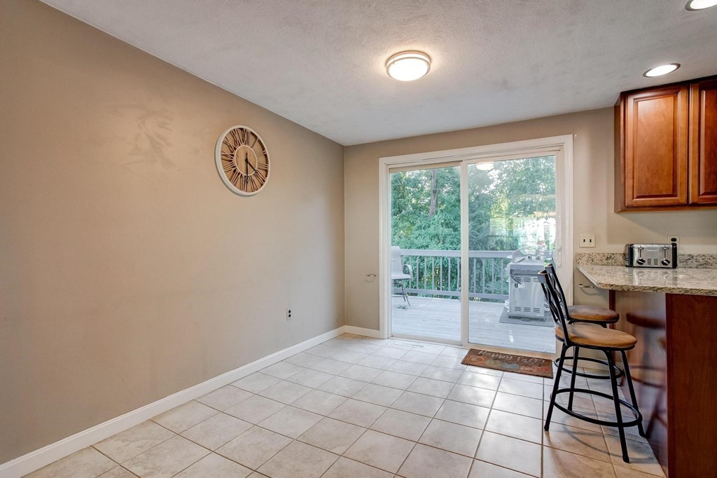 29 William Road Billerica, MA 01821 - Photo 10 of 39 Gallery Image 10
