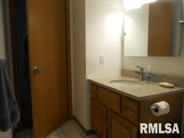 885 North Coal Road Colchester, IL 62326 - Photo 32 of 46 Gallery Image 32