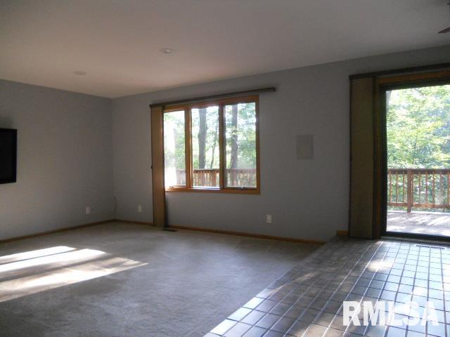885 North Coal Road Colchester, IL 62326 - Photo 6 of 46 Gallery Image 6